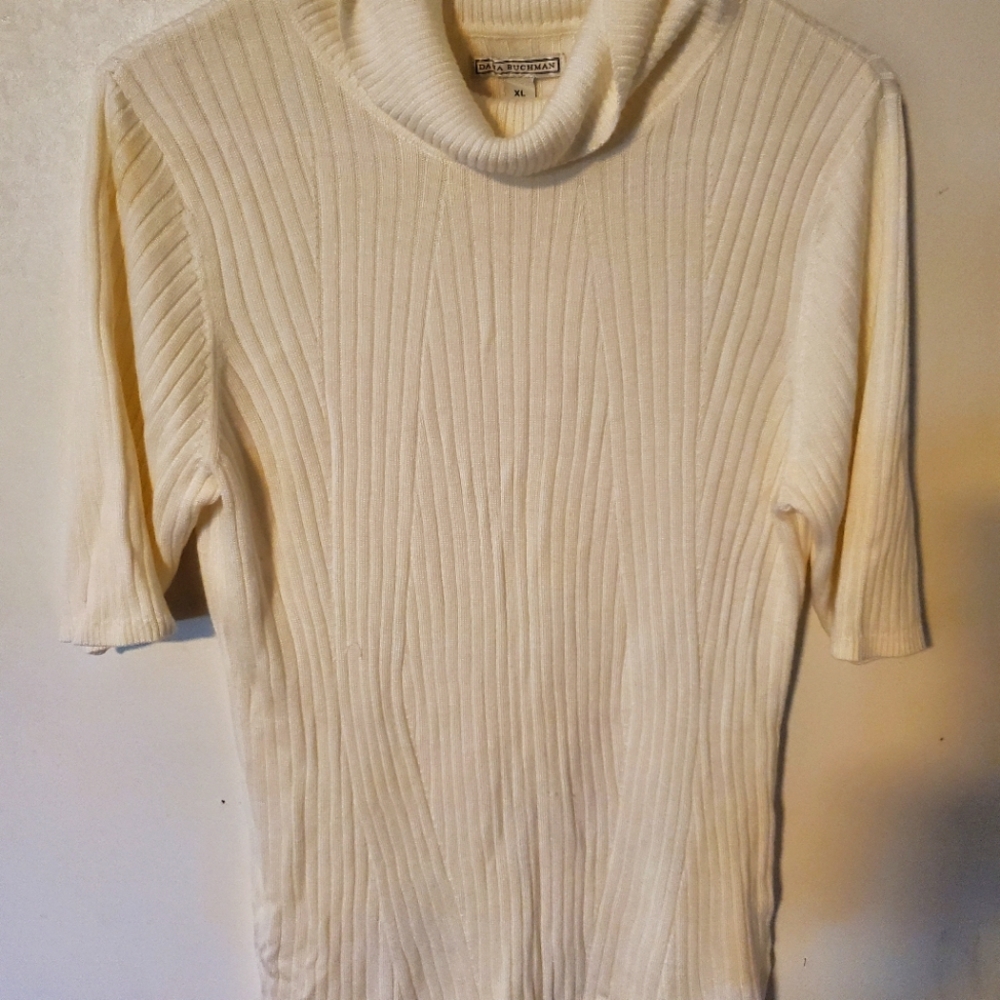 Dana Buchman Cream Sweater Size XL